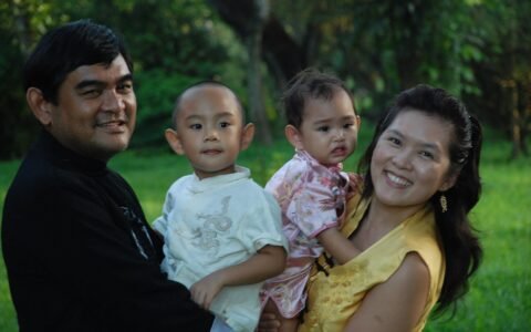 Filipino family, the kind of household the 4Ps program supports